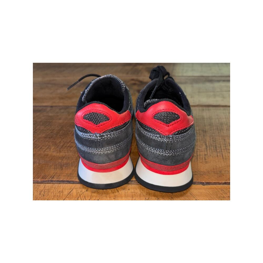 Unisex Munich Black Red Athletic Training Shoe Sneaker Womens 6 Mens 4.5 - Picture 4 of 12